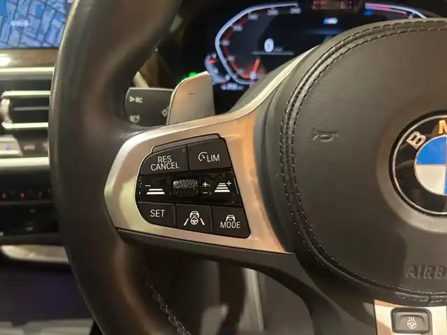 ＢＭＷ Ｘ３ xDrive20d Mスポーツ 道央・札幌 2022(令4)年 2.5万km サファイアブラックP メタリックペイント/セレクトパッケージ/　・電動パノラマガラスサンルーフ/　・harman/kardonサラウンド/　・ステアリングヒーター/　・リヤサイドウインドーローラーブラインド/　・リヤシートヒーター/ドライビングアシストプロフェッショナル/パーキングアシストプラス/純正HDDナビ/フルセグTV/360°カメラ/ワイヤレスチャージング/アダプティブLEDヘッドライト/オートマチックテールゲート