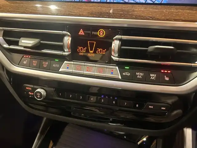 ＢＭＷ Ｘ３ xDrive20d Mスポーツ 道央・札幌 2022(令4)年 2.5万km サファイアブラックP メタリックペイント/セレクトパッケージ/　・電動パノラマガラスサンルーフ/　・harman/kardonサラウンド/　・ステアリングヒーター/　・リヤサイドウインドーローラーブラインド/　・リヤシートヒーター/ドライビングアシストプロフェッショナル/パーキングアシストプラス/純正HDDナビ/フルセグTV/360°カメラ/ワイヤレスチャージング/アダプティブLEDヘッドライト/オートマチックテールゲート
