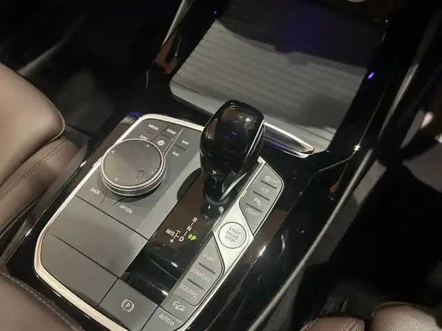 ＢＭＷ Ｘ３ xDrive20d Mスポーツ 道央・札幌 2022(令4)年 2.5万km サファイアブラックP メタリックペイント/セレクトパッケージ/　・電動パノラマガラスサンルーフ/　・harman/kardonサラウンド/　・ステアリングヒーター/　・リヤサイドウインドーローラーブラインド/　・リヤシートヒーター/ドライビングアシストプロフェッショナル/パーキングアシストプラス/純正HDDナビ/フルセグTV/360°カメラ/ワイヤレスチャージング/アダプティブLEDヘッドライト/オートマチックテールゲート