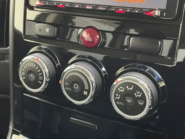 三菱 デリカＤ：５ D－Power package 新潟県 2017(平29)年 7.7万km ダイヤモンドブラックマイカ ヒッチメンバー/ディーラー純正メモリナビ/(GCX777W)/(CD.DVD.フルセグ.Bluetooth)/バックカメラ/革巻きステアリング/パドルシフト/キセノンオートライト/フォグランプ/両側パワースライドドア/前後ドライブレコーダー/前席シートヒーター/電動格納ミラー/純正フロアマット/スマートキー