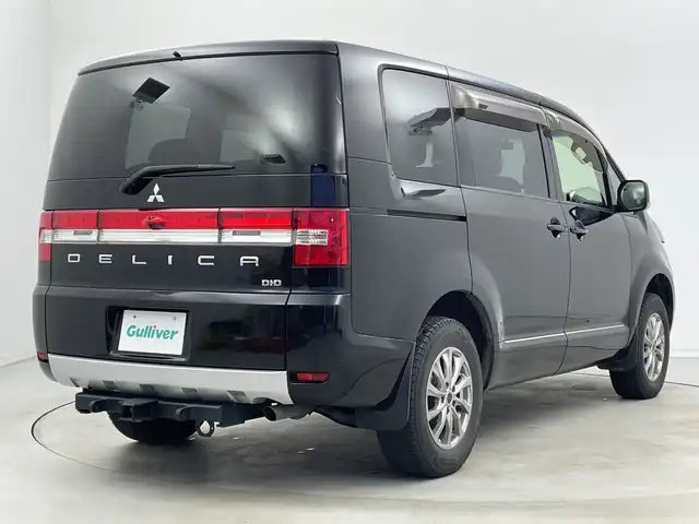 三菱 デリカＤ：５ D－Power package 新潟県 2017(平29)年 7.7万km ダイヤモンドブラックマイカ ヒッチメンバー/ディーラー純正メモリナビ/(GCX777W)/(CD.DVD.フルセグ.Bluetooth)/バックカメラ/革巻きステアリング/パドルシフト/キセノンオートライト/フォグランプ/両側パワースライドドア/前後ドライブレコーダー/前席シートヒーター/電動格納ミラー/純正フロアマット/スマートキー