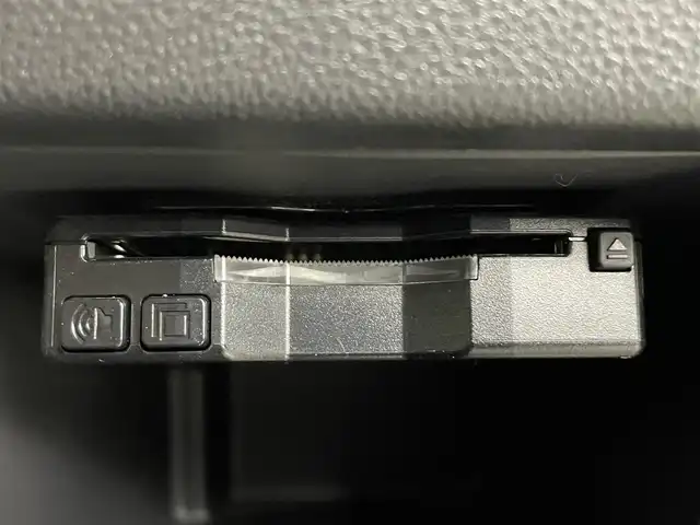 ダイハツ ムーヴ キャンバス X メイクアップ リミテッド SAⅢ 埼玉県 2018(平30)年 5.2万km パールホワイトⅢ/ファインミントメタリック 2トーン 純正８型ナビ　Ｂｌｕｅｔｏｏｔｈ　アラウンドビューモニター　両側パワースライドドア　コーナーセンサー　オートハイビーム　衝突軽減システム　ドライブレコーダー　スマートキー レーンキープアシスト ＥＴＣ