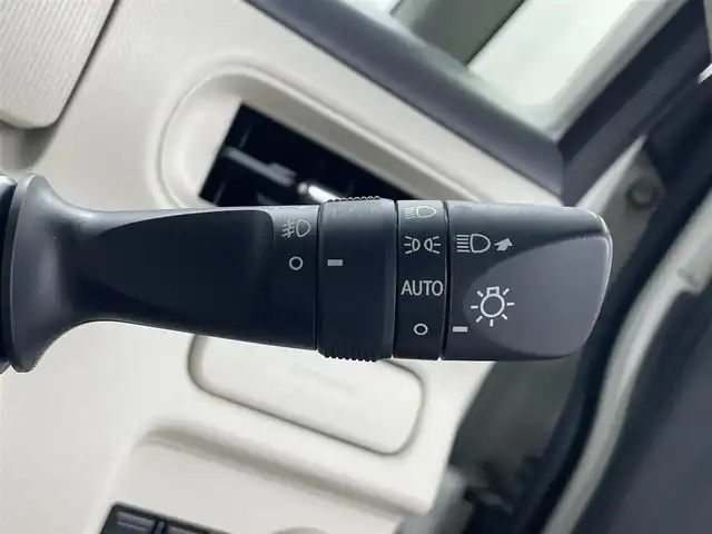 ダイハツ ムーヴ キャンバス X メイクアップ リミテッド SAⅢ 埼玉県 2018(平30)年 5.2万km パールホワイトⅢ/ファインミントメタリック 2トーン 純正８型ナビ　Ｂｌｕｅｔｏｏｔｈ　アラウンドビューモニター　両側パワースライドドア　コーナーセンサー　オートハイビーム　衝突軽減システム　ドライブレコーダー　スマートキー レーンキープアシスト ＥＴＣ