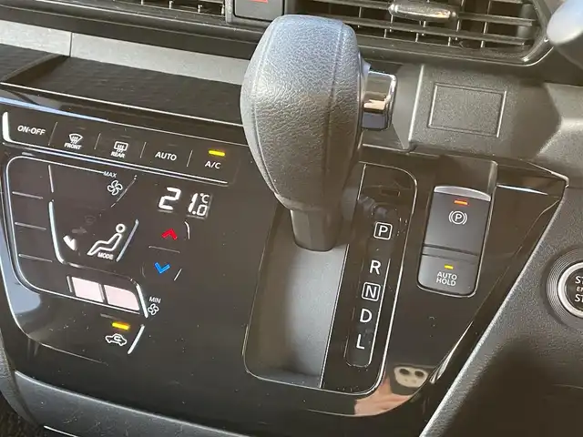 日産 ルークス HWS Gターボ プロパイロットED 岡山県 2022(令4)年 1.2万km ホワイトパール 登録時走行距離11846km/純正SDナビ/(AM/FM/BT/TV/HDMI)/プロパイロット/・衝突被害軽減システム/・クルーズコントロール/・レーンキープアシスト/全方位カメラ/両側パワースライドドア/パワスラハンズフリーセンサー/ビルトインETC2.0/ドライブレコーダー/オートマチックハイビーム/アイドリングストップ/LEDヘッドライト/プッシュスタート/スマートキー/スペアキー/純正15インチアルミホイール