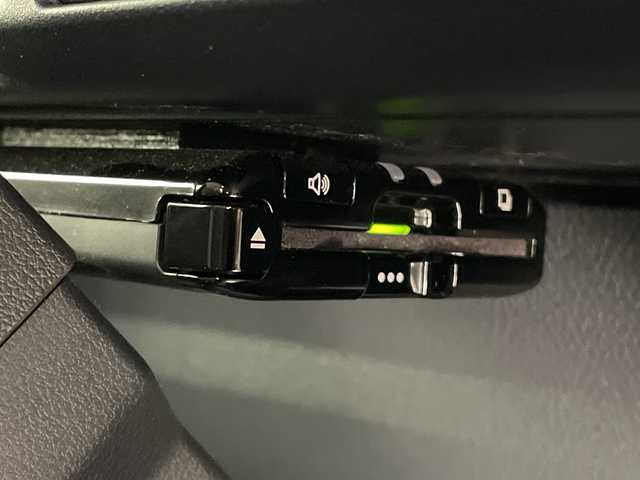 トヨタ ランドクルーザー AX 鹿児島県 2024(令6)年 2.4万km ベージュ アルパイン製ナビ/（フルセグ/Bluetooth）　/クルーズコントロール　/バックカメラ　/ＥＴＣ　/前後ドライブレコーダー　/オートハイビーム　/レーンディパーチャーアラート　/純正フロアマット　/ＬＥＤヘッドライト　/h祖い純正ＡＷ　/ダウンヒルアシストコントロール/電動格納ミラー/リモコンキー