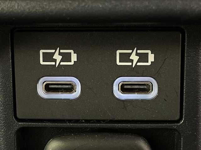 トヨタ ランドクルーザー AX 鹿児島県 2024(令6)年 2.4万km ベージュ アルパイン製ナビ/（フルセグ/Bluetooth）　/クルーズコントロール　/バックカメラ　/ＥＴＣ　/前後ドライブレコーダー　/オートハイビーム　/レーンディパーチャーアラート　/純正フロアマット　/ＬＥＤヘッドライト　/h祖い純正ＡＷ　/ダウンヒルアシストコントロール/電動格納ミラー/リモコンキー