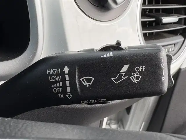 フォルクスワーゲン ザ・ビートル デザイン 大分県 2016(平28)年 7.4万km ピュアホワイト ・ナビ(CD/DVD/BT/AUX/SD)/・バックカメラ/・フルセグテレビ/・ドライブレコーダー/・ETC/・クルーズコントロール/・MTモード付AT/・オートライト/・スマートキー/・プッシュスタートボタン/・フロアマット