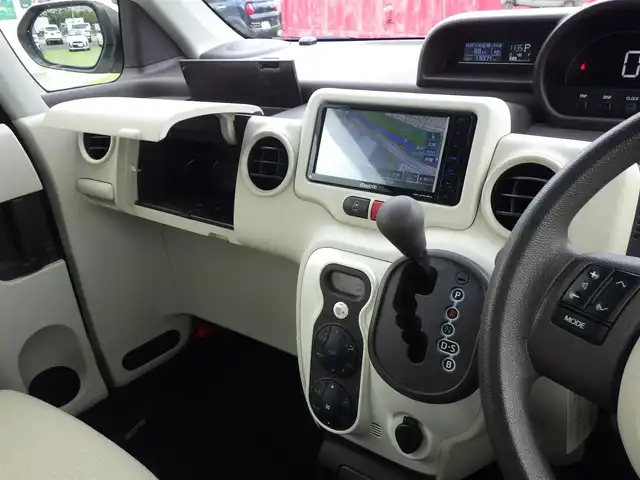 トヨタ ポルテ F 千葉県 2020(令2)年 2万km クリームベージュ Toyota Safety Sense/・プリクラッシュセーフティ/・レーンディパーチャーアラート/・オートハイビーム/アイドリングストップ/左パワースライドドア/社外メモリーナビ/地デジTV/【DVD/CD再生機能　Bluetooth接続】/バックカメラ/ドライブレコーダー（前後撮影）/ETC/HIDヘッドライト/フォグライト/ウインカーミラー/スマートキー