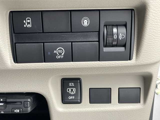 日産 ルークス X 鹿児島県 2021(令3)年 4.3万km スターリングシルバーM 純正SDナビ/（AM/FM/CD/Bluetooth/フルセグ）/アラウンドビューモニター/片側パワースライドドア/ETC/ドライブレコーダー/エマージェンシーブレーキ/コーナーセンサー/ステアリングリモコン/純正フロアマット/スマートキー/アイドリングストップ