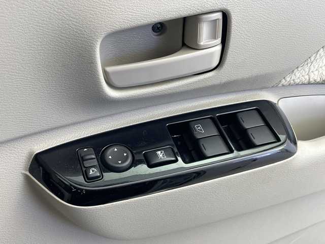 日産 ルークス X 鹿児島県 2021(令3)年 4.3万km スターリングシルバーM 純正SDナビ/（AM/FM/CD/Bluetooth/フルセグ）/アラウンドビューモニター/片側パワースライドドア/ETC/ドライブレコーダー/エマージェンシーブレーキ/コーナーセンサー/ステアリングリモコン/純正フロアマット/スマートキー/アイドリングストップ