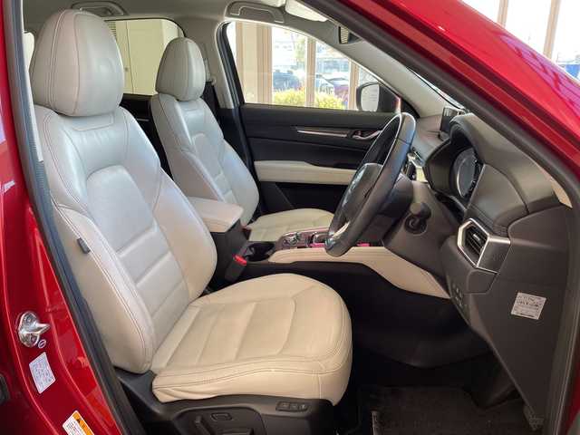 マツダ ＣＸ－５ XD Lパッケージ 埼玉県 2017(平29)年 6.9万km ソウルレッドクリスタルM スマートシティブレーキサポート /純正メモリナビ /　　CD/DVD/BT/ワンセグ/バックカメラ /パワーバックドア /レーダークルーズコントロール/LED /革シート /シートヒーター /メモリーシート /純正19インチアルミホイール/ブラインドスポットモニター/ステアリングヒーター/電子パーキング /ETC2.0