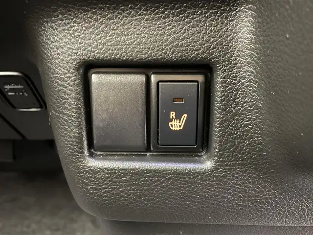 スズキ スペーシア HYBRID X 2トーン 福島県 2019(令1)年 5.3万km ツールグリーンパールメタリック/ブラック2トーン ＳＤナビゲーション　/【AM/FM/DVD/CD/Bluetooth/フルセグ】/型番:AVN-R10W/衝突被害軽減システム　/両側パワースライドドア　/シートヒーター　/コーナーセンサー　/車線逸脱警報　/オートマチックハイビーム　/・ＨＩＤライト　/・オートライト　/プッシュスタート　/・スマートキー/ルーフレール/ターボ車/横滑り防止装置/取扱説明書/