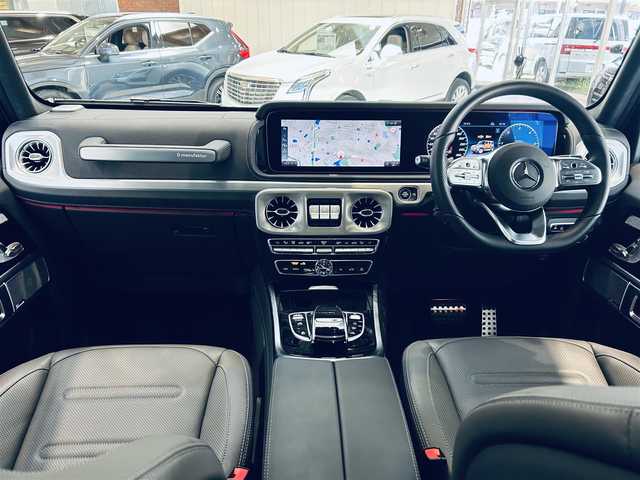 メルセデス・ベンツ ゲレンデヴァーゲン Ｇ４００ｄ AMGライン 大阪府 2023(令5)年 1万km 白 Gマヌファクトゥーアプログラム/ラグジュアリーP/レーダーセーフティ/ワンオーナー/サンルーフ/黒革/メモリ付きパワーシート/エアシートヒーター/純正ナビ/TV/360度カメラ/applecarplay/純正20インチAW/アンビエントライト/ブルメスター
