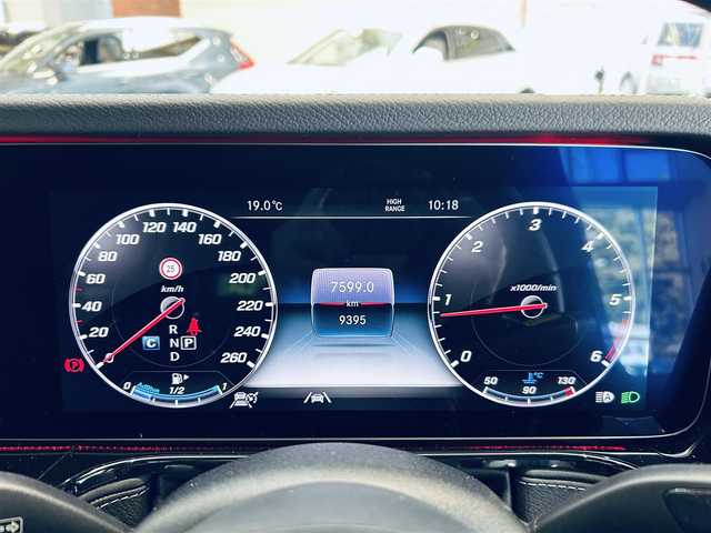 メルセデス・ベンツ ゲレンデヴァーゲン Ｇ４００ｄ AMGライン 大阪府 2023(令5)年 1万km 白 Gマヌファクトゥーアプログラム/ラグジュアリーP/レーダーセーフティ/ワンオーナー/サンルーフ/黒革/メモリ付きパワーシート/エアシートヒーター/純正ナビ/TV/360度カメラ/applecarplay/純正20インチAW/アンビエントライト/ブルメスター