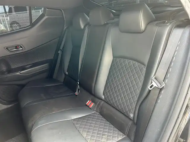 トヨタ Ｃ－ＨＲ G－T モード ネロ セーフティプラス 愛知県 2020(令2)年 5万km ブラックマイカ ワンオーナー/４ＷＤ/純正8インチT-Connectナビ/(フルセグTV/Bluetooth/AM/FM/Apple CarPlay/Android Auto)/社外カメラ(バック・フロント・サイド・全方位)/パーキングアシスト/前後コーナーセンサー/クルーズコントロール追従走行有り/レーンキープアシスト/衝突被害軽減システム/横滑り防止装置/シートヒーター/ステアリングスイッチ/ビルトインETC/前後ドライブレコーダー(DC-DR652)/TRDマッドフラップ/スペアキー1本