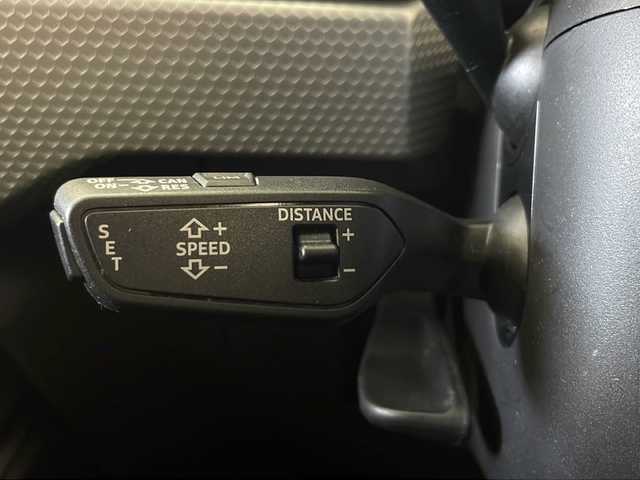 アウディ Ａ１ SB 25TFSI Sライン 秋田県 2021(令3)年 3.2万km 黄Ⅱ 純正ナビ　/フルセグTV/BT/AM/FM/AppleCarPlay/AndroidAuto/衝突被害軽減ブレーキ　/レーダークルーズコントロール　/パドルシフト　/レーンキープアシスト　/クリアランスソナー　/ブラインドスポットモニター　/バックカメラ　/ＥＴＣ２．０　/純正前後ドライブレコーダー　/前席シートヒーター/アイドリングストップ/純正フロアマット/純正アルミホイール