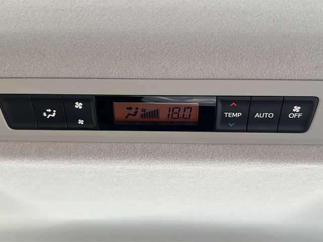 トヨタ ノア X 福島県 2014(平26)年 8.5万km ホワイトパールクリスタルシャイン 4WD 純正9インチナビ フルセグTV Bluetooth バックモニター ETC 横滑り防止 片側パワースライドドア オートライト 純正LEDヘッドライト フォグランプ 純正フロアマット リモコンキー