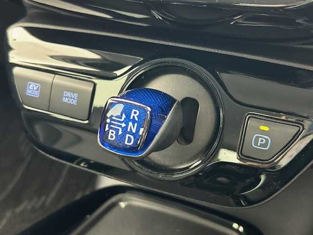トヨタ プリウス A ツーリングセレクション 宮城県 2021(令3)年 3.6万km エモーショナルレッドⅡ 4WD/トヨタセーフティセンス/純正ディスプレイオーディオナビ/バックカメラ/Bluetoothオーディオ/アダプティブクルーズコントロール/パワーシート/エアーシート/シートヒーター/レザーシート/ブラインドスポットモニター/ヘッドアップディスプレイ/ビルトインETC/スペアキー/前後ドライブレコーダー/禁煙車