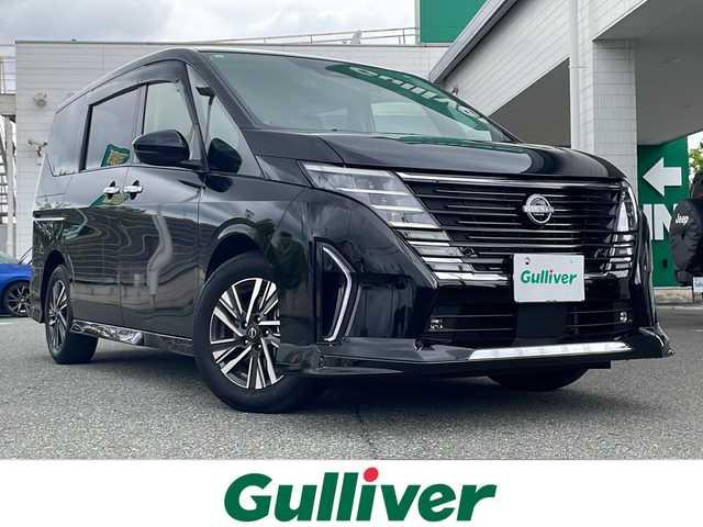 日産 セレナ ハイウェイスター V 兵庫県 2023(令5)年 1.6万km ダイヤモンドブラック ワンオーナー/保証書・取説・有/純正メモリーナビ・フルセグ・BT・CD・DVD・FM・AM/ETC2.0/バックカメラ/全周囲カメラ/プロパイロット/追尾機能付きクルーズコントロール/車線逸脱防止支援システム/衝突被害軽減ブレーキ/ブラインドスポットミラー/コーナーセンサー/踏み間違え防止システム/パーキングブレーキアシスト/パドルシフト/両側パワースライドドア/アイドリングストップ/電動パーキングブレーキ/ブレーキホールド/フロントリップ/デジタルインナーミラー/プッシュスタート/スマートキー×2/純正フロアマット/純正ドアバイザー/純正アルミホイール16インチ