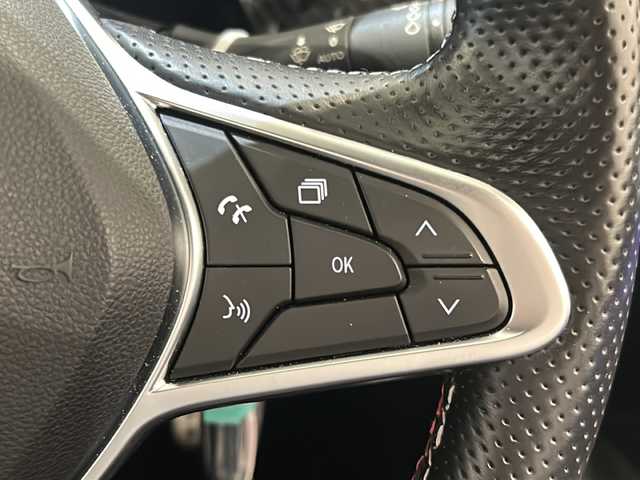 ルノー ルノー アルカナ RSライン E-テックハイブリッド 新潟県 2022(令4)年 3.7万km ノワールメタルM アクティブエマージェンシーブレーキ/レーンキープアシスト/アダプティブクルーズコントロール/純正ディスプレイオーディオ/360°カメラ/ETC/ドライブレコーダー/ハーフレザーシート/パワーシート/シートヒーター/ステアリングヒーター/LEDヘッドライト/オートハイビーム/純正18インチアルミホイール/コーナーセンサー/ワイヤレスチャージング/ハンズフリーカードキー/プッシュスタート