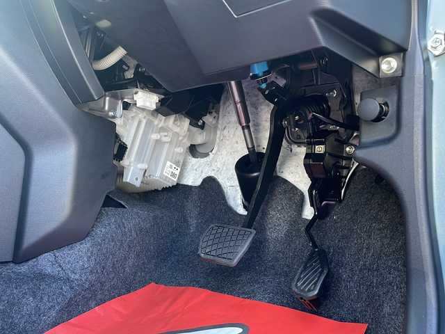 ダイハツ タフト X 岩手県 2025(令7)年 0.1千km レイクブルーメタリック 社外メモリナビ/AM/FM/CD/DVD/Bluetooth/フルセグTV/バックカメラ/衝突被害軽減ブレーキ/横滑り防止装置/アイドリングストップ/オートライト/オートハイビーム/LEDヘッドライト/スマートキー/プッシュスタート/電動ドアミラー/保証書/取扱説明書