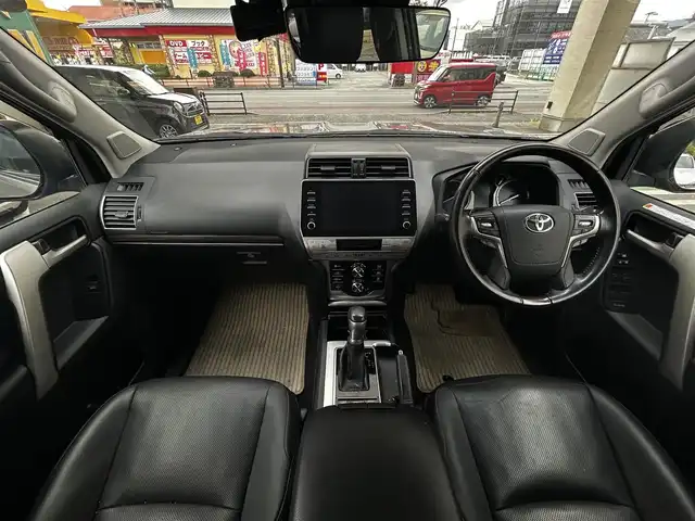 トヨタ ランドクルーザー プラド TZ－G 福岡県 2021(令3)年 3.5万km アバンギャルドブロンズメタリック ワンオーナー/純正ナビ/AM/FM/USB/ミラーキャスト/Bluetooth/クルーズコントロール/レーンキープ/パドルシフト/ハンズフリー/オートライト/オートマチックハイビーム/電動格納ミラー/横滑り/ライトウォッシャー/MTSモード/CRAWLモード/ECOモード/パワーシート（D/N)/シートメモリー（D)/パーキングアシスト/ビルドETC2.0/ドライブレコーダー（前後、SDカード有）/純正アルミホイール/社外フロアマット/保証書/取扱説明書/スペアキー×１