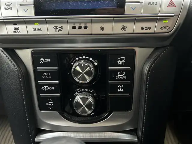 トヨタ ランドクルーザー プラド TZ－G 福岡県 2021(令3)年 3.5万km アバンギャルドブロンズメタリック ワンオーナー/純正ナビ/AM/FM/USB/ミラーキャスト/Bluetooth/クルーズコントロール/レーンキープ/パドルシフト/ハンズフリー/オートライト/オートマチックハイビーム/電動格納ミラー/横滑り/ライトウォッシャー/MTSモード/CRAWLモード/ECOモード/パワーシート（D/N)/シートメモリー（D)/パーキングアシスト/ビルドETC2.0/ドライブレコーダー（前後、SDカード有）/純正アルミホイール/社外フロアマット/保証書/取扱説明書/スペアキー×１