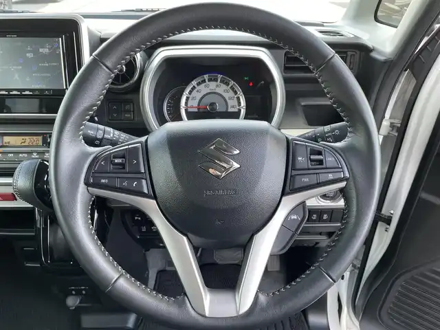 スズキ スペーシア カスタム HYBRID XS 栃木県 2023(令5)年 2.5万km ピュアホワイトP スズキセーフティサポート/社外メモリナビ/フルセグTV/DVD/Bluetooth/バックカメラ/ETC/両側パワースライドドア/コーナーセンサー/ハーフレザーシート/シートヒーター/ステアリングリモコン/レーダークルーズコントロール/ヘッドアップディスプレイ/アイドリングストップ/LEDヘッドライト/オートハイビーム/スマートキー/ロールサンシェード