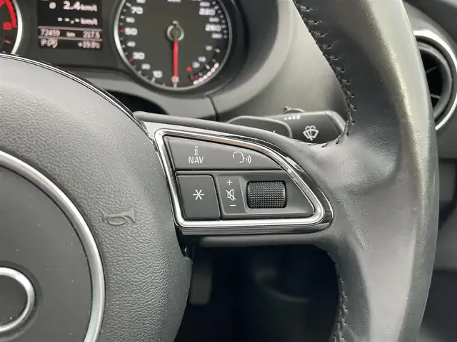 アウディ Ａ３ セダン 1．8 TFSI クワトロ 青森県 2014(平26)年 7.3万km グレイシアホワイトメタリック 4WD/純正メモリナビ/・AM/FM/BT/フォグランプ/レザーシート/パワーシートD/N/シートヒーター/純正フロアマット/コーナーセンサー/パドルシフト/アイドリングストップ/パーキングアシスト/横滑り防止機能/電動パーキングブレーキ/オートライト/センターコンソール/レーダー/ETC/ドラレコ/純正18AW冬タイヤ積み込み有/保証書/取扱説明書