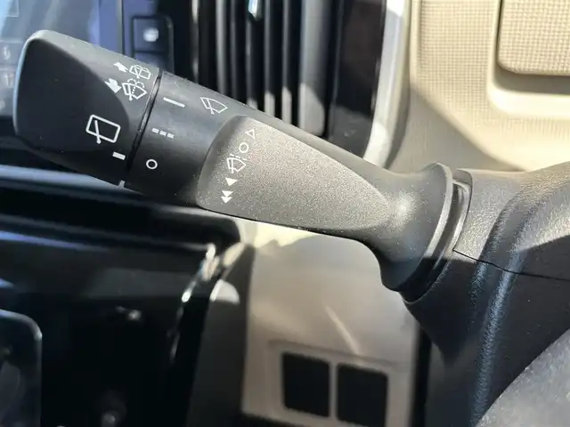 ダイハツ ムーヴ キャンバス X ブラックアクセント リミテッド SAⅢ 奈良県 2019(令1)年 3.5万km パールホワイトⅢ 純正8インチナビ [NSZN-X70D]/アラウンドビューカメラ /フルセグTV /両側パワースライドドア /LEDヘッドライト /衝突被害軽減システム /オートマチックハイビーム /オートライト /電動格納ミラー /純正フロアマット