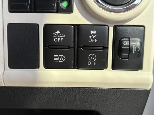 ダイハツ ムーヴ キャンバス X ブラックアクセント リミテッド SAⅢ 奈良県 2019(令1)年 3.5万km パールホワイトⅢ 純正8インチナビ [NSZN-X70D]/アラウンドビューカメラ /フルセグTV /両側パワースライドドア /LEDヘッドライト /衝突被害軽減システム /オートマチックハイビーム /オートライト /電動格納ミラー /純正フロアマット