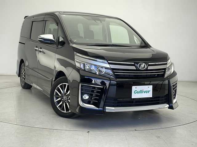 トヨタ ヴォクシー ZS 煌Ⅱ 千葉県 2016(平28)年 5.8万km ブラック アルパインナビ/　CD/DVD/Bluetooth/フルセグTV/アルパインフリップダウンモニター/衝突軽減ブレーキ/車線逸脱警報/先行車発進警報/オートハイビーム/両側パワスラ/ビルトインETC/LEDライト/フォグランプ/ロールサンシェード/フロアマット/ドアバイザー