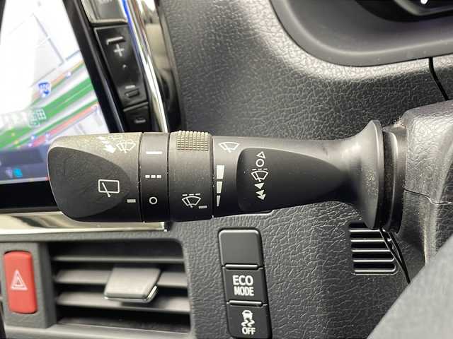 トヨタ ヴォクシー ZS 煌Ⅱ 千葉県 2016(平28)年 5.8万km ブラック アルパインナビ/　CD/DVD/Bluetooth/フルセグTV/アルパインフリップダウンモニター/衝突軽減ブレーキ/車線逸脱警報/先行車発進警報/オートハイビーム/両側パワスラ/ビルトインETC/LEDライト/フォグランプ/ロールサンシェード/フロアマット/ドアバイザー