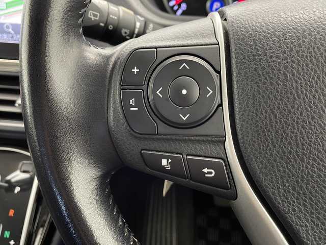 トヨタ ヴォクシー ZS 煌Ⅱ 千葉県 2016(平28)年 5.8万km ブラック アルパインナビ/　CD/DVD/Bluetooth/フルセグTV/アルパインフリップダウンモニター/衝突軽減ブレーキ/車線逸脱警報/先行車発進警報/オートハイビーム/両側パワスラ/ビルトインETC/LEDライト/フォグランプ/ロールサンシェード/フロアマット/ドアバイザー