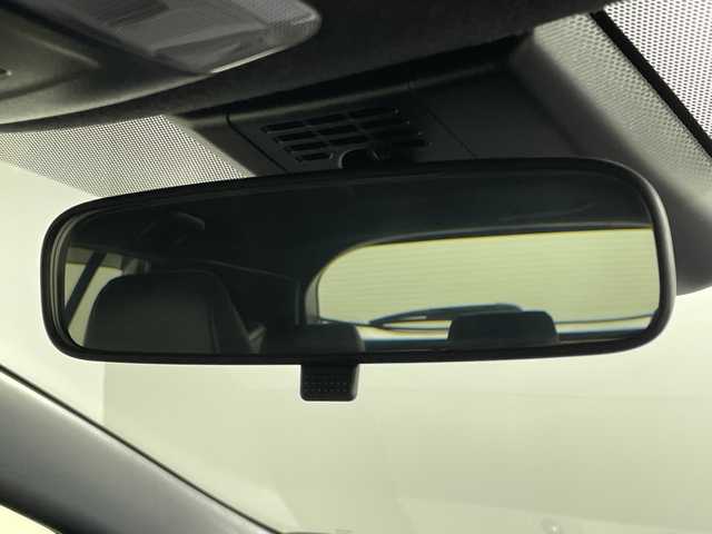 トヨタ カローラツーリング ハイブリッド ダブルバイビー 神奈川県 2023(令5)年 2.3万km スパークリングブラックパールクリスタルシャイン 純正8型ディスプレイオーディオ/コネクティッドナビ/フルセグ　USB　Bluetooth　Miracast/バックカメラ/セーフティセンス/プリクラッシュセーフティ/レーントレーシングアシスト/レーンディパーチャーアラート/レーダークルーズコントロール/オートマチックハイビーム/ロードサインアシスト/ドライバー異常時対応システム/プロアクティブドライビングアシスト/発進遅れ告知機能/ハイビームアシスト/ドライブスタートコントロール/車両接近通報装置/パーキングサポートブレーキ/純正ビルトインETC2.0/電動パーキングブレーキ/オートブレーキホールド/革巻きステアリング/ステアリングスイッチ/ハーフレザーシート/EV/ECO/SPORTモード/プッシュスタート/スマートキー/LEDヘッドランプ/LEDフロントフォグランプ/オートライト/前後ソナー/アイドリングストップ/純正ビルトインETC/電格電格ウインカーミラー/純正リアスポイラー/純正17インチアルミホイール