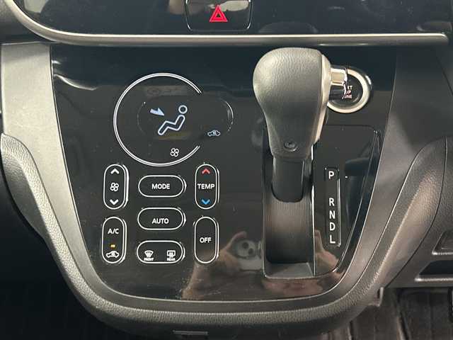 日産 デイズ ルークス ハイウェイスター Gターボ 長崎県 2017(平29)年 6.3万km ホワイトパール 純正ナビ（MM316D-W）/・フルセグTV/・CD/DVD/SD/USB/・Bluetooth/エマージェンシーブレーキ/アラウンドビューモニター/オートハイビーム/クルーズコントロール/両側パワースライドドア/純正１５インチアルミ/LEDオートヘッドライト/リアサーキュレーター/リアサンシェード/シートバックテーブル/ETC/スマートキー/純正フロアマット/電格ウィンカーミラー/バイザー/フォグ