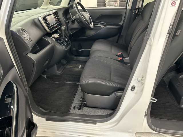 日産 デイズ ルークス ハイウェイスター Gターボ 長崎県 2017(平29)年 6.3万km ホワイトパール 純正ナビ（MM316D-W）/・フルセグTV/・CD/DVD/SD/USB/・Bluetooth/エマージェンシーブレーキ/アラウンドビューモニター/オートハイビーム/クルーズコントロール/両側パワースライドドア/純正１５インチアルミ/LEDオートヘッドライト/リアサーキュレーター/リアサンシェード/シートバックテーブル/ETC/スマートキー/純正フロアマット/電格ウィンカーミラー/バイザー/フォグ