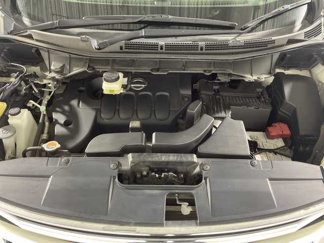 日産 エルグランド 250ハイウェイスターS 神奈川県 2017(平29)年 7万km ブリリアントホワイトパール 社外7型メモリーナビゲーション/フルセグ　CD DVD　SDREC　Bluetooth　HDMI　USB　iPod　/バックカメラ/両側電動スライドドア【サンシェード】/イージークローザードア【サイド/リア】/クルーズコントロール/助手席/2列目オットマン/革巻きステアリング/ステアリングスイッチ/ハーフレザーシート/社外前方ドライブレコーダー/社外ビルトインETC2.0/プッシュスタート/スマートキー/純正サイド/リアスポイラー/純正18インチアルミホイール/LEDヘッドランプ/フロントフォグランプ/オートライト