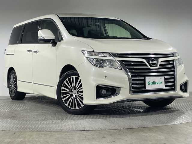 日産 エルグランド 250ハイウェイスターS 神奈川県 2017(平29)年 7万km ブリリアントホワイトパール 社外7型メモリーナビゲーション/フルセグ　CD DVD　SDREC　Bluetooth　HDMI　USB　iPod　/バックカメラ/両側電動スライドドア【サンシェード】/イージークローザードア【サイド/リア】/クルーズコントロール/助手席/2列目オットマン/革巻きステアリング/ステアリングスイッチ/ハーフレザーシート/社外前方ドライブレコーダー/社外ビルトインETC2.0/プッシュスタート/スマートキー/純正サイド/リアスポイラー/純正18インチアルミホイール/LEDヘッドランプ/フロントフォグランプ/オートライト