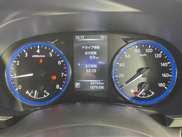 日産 エルグランド 250ハイウェイスターS 神奈川県 2017(平29)年 7万km ブリリアントホワイトパール 社外7型メモリーナビゲーション/フルセグ　CD DVD　SDREC　Bluetooth　HDMI　USB　iPod　/バックカメラ/両側電動スライドドア【サンシェード】/イージークローザードア【サイド/リア】/クルーズコントロール/助手席/2列目オットマン/革巻きステアリング/ステアリングスイッチ/ハーフレザーシート/社外前方ドライブレコーダー/社外ビルトインETC2.0/プッシュスタート/スマートキー/純正サイド/リアスポイラー/純正18インチアルミホイール/LEDヘッドランプ/フロントフォグランプ/オートライト