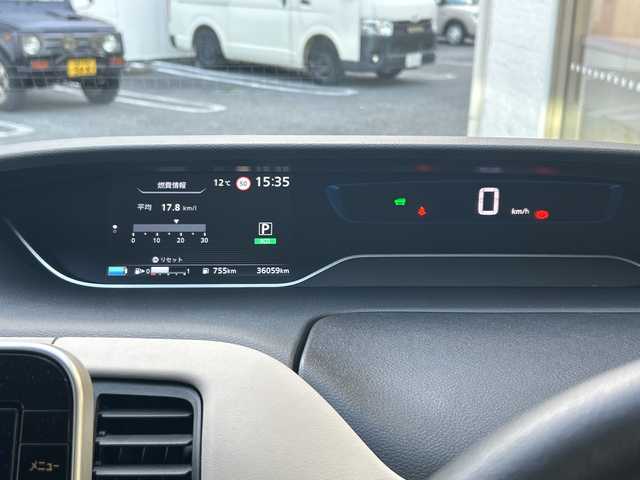 日産 セレナ e－パワー ハイウェイスター V 神奈川県 2022(令4)年 3.6万km ブリリアントシルバー ワンオーナー/プロパイロット/レーンアシスト/ブラインドスポットモニター/コーナーセンサー/純正ナビ/(FM/AM/CD/DVD/TV/BT)/バックカメラ/全周囲カメラ/ドライブレコーダー(前後)/ETC/両側パワースライドドア/デジタルインナーミラー/ステアリングスイッチ/シートヒーター/純正ナビ