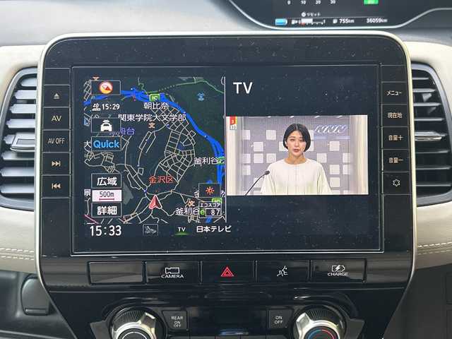 日産 セレナ e－パワー ハイウェイスター V 神奈川県 2022(令4)年 3.6万km ブリリアントシルバー ワンオーナー/プロパイロット/レーンアシスト/ブラインドスポットモニター/コーナーセンサー/純正ナビ/(FM/AM/CD/DVD/TV/BT)/バックカメラ/全周囲カメラ/ドライブレコーダー(前後)/ETC/両側パワースライドドア/デジタルインナーミラー/ステアリングスイッチ/シートヒーター/純正ナビ