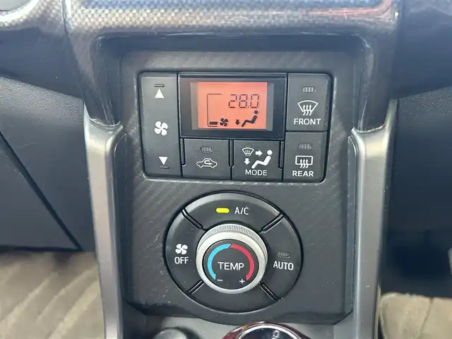 ダイハツ コペン セロ 広島県 2020(令2)年 6.9万km ブラックマイカメタリック ワンオーナー/純正メモリナビ(NSZN-W70D)/　(フルセグテレビ/Bluetooth/CD/DVD/AM/FM)/ドライブレコーダー/ETC2.0/バックカメラ/前席シートヒーター/USB入力端子/純正16インチアルミホイール/LEDヘッドライト/フォグランプ/アイドリングストップ/横滑り防止装置/オートライト/オートエアコン/Wエアバック/スマートキー/盗難防止装置/保証書/取扱説明書