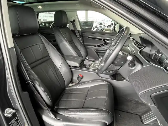 ランドローバー レンジローバーイヴォーク S 山形県 2019(令1)年 2.7万km ガンＭ カラーコード：1AU カルパチアングレイ/純正ナビ/・Bluetooth/USB/360°カメラ/・AppleCarPlay/AndroidAuto/アダプティブクルーズコントロール/レーンキープ/ブラインドスポットアシスト/パノラマSR/デジタルインナーミラー/レザーシート/シートヒーターD/N/ダウンヒルアシスト/純正LEDヘッドライト/パワーバックドア