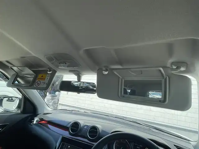 スズキ スイフト スポーツ 静岡県 2019(令1)年 3.9万km ピュアホワイトP 禁煙/純正ディスプレイオーディオ/（AM/FM/BT)/クルーズコントロール/パドルシフト /シートヒーター /純正17インチアルミホール/社外AWスタッドレス車載/純正フロアマット/スマートキー/LEDヘッドライト