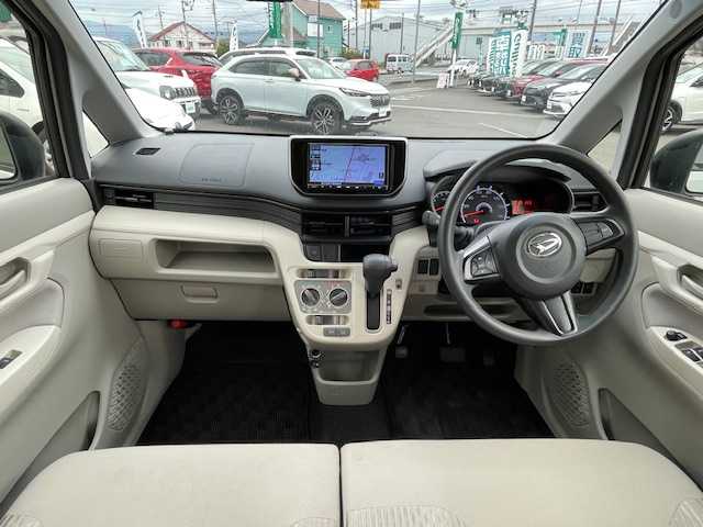 ダイハツ ムーヴ L SAⅢ 静岡県 2018(平30)年 3.8万km パールホワイトⅢ ●社外ナビ/（フルセグ/CD/Bluetooth）/（CN-E310D）/●バックカメラ/●衝突被害軽減システム/●レーンキープアシスト/●ステアリングスイッチ/●ETC/●フロアマット/●ドアバイザー/●プッシュスタート/●スマートキー/●横滑り防止装置/●ダブルSRS＋ABS/●保証書/●取扱説明書