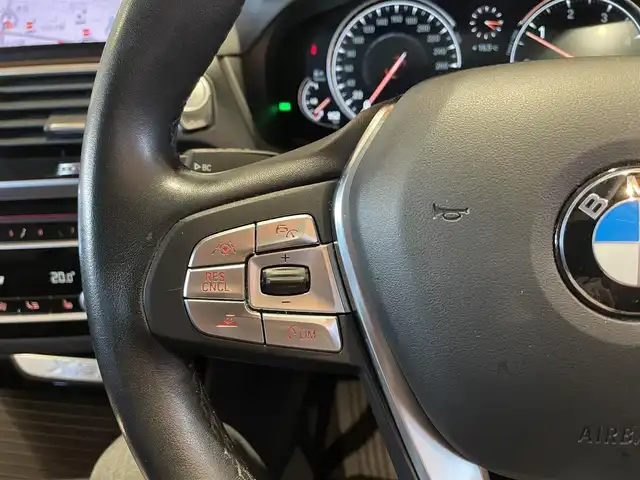 ＢＭＷ Ｘ３ xDrive20d Xライン 道央・札幌 2019(令1)年 6.9万km ミネラルホワイト メタリックペイント/ヘッドアップディスプレイ/ドライビングアシストプラス/パーキングアシストプラス/ワイヤレスチャージング/HiFIスピーカー/純正HDDナビ/フルセグテレビ/USB/BT/360°カメラ/PDC/ヴァーネスカレザーシート/シートヒーター/アダプティブLEDヘッドライト/電動リアゲート