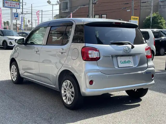 トヨタ パッソ X Lパッケージ S 大阪府 2019(平31)年 0.6万km ブライトシルバーM 純正7インチナビ（NSCN-W68）/・AM/FM/CD/BT/テレビ/バックカメラ/スマートアシストIII/・衝突警報/・衝突軽減支援ブレーキ/・誤発進抑制前後/・車線逸脱警報/・先行車発進お知らせ/・オートハイビーム/前後ソナー/純正ドライブレコーダー/ビルトインETC/純正ドアバイザー/純正フロアマット/保証書/取扱説明書/記録簿 H31/R2/R3/R5/R6