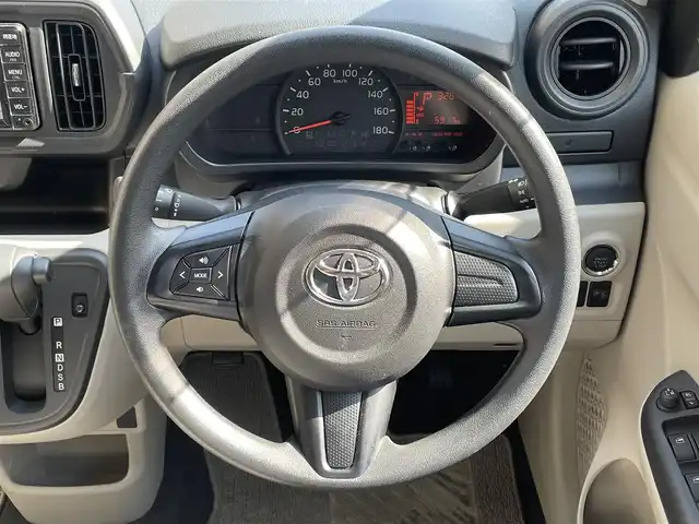 トヨタ パッソ X Lパッケージ S 大阪府 2019(平31)年 0.6万km ブライトシルバーM 純正7インチナビ（NSCN-W68）/・AM/FM/CD/BT/テレビ/バックカメラ/スマートアシストIII/・衝突警報/・衝突軽減支援ブレーキ/・誤発進抑制前後/・車線逸脱警報/・先行車発進お知らせ/・オートハイビーム/前後ソナー/純正ドライブレコーダー/ビルトインETC/純正ドアバイザー/純正フロアマット/保証書/取扱説明書/記録簿 H31/R2/R3/R5/R6