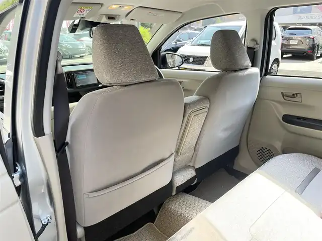 トヨタ パッソ X Lパッケージ S 大阪府 2019(平31)年 0.6万km ブライトシルバーM 純正7インチナビ（NSCN-W68）/・AM/FM/CD/BT/テレビ/バックカメラ/スマートアシストIII/・衝突警報/・衝突軽減支援ブレーキ/・誤発進抑制前後/・車線逸脱警報/・先行車発進お知らせ/・オートハイビーム/前後ソナー/純正ドライブレコーダー/ビルトインETC/純正ドアバイザー/純正フロアマット/保証書/取扱説明書/記録簿 H31/R2/R3/R5/R6